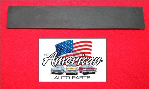 DAN CHEV 55-57 STEERING COLUMN TO DASH PAD 27851