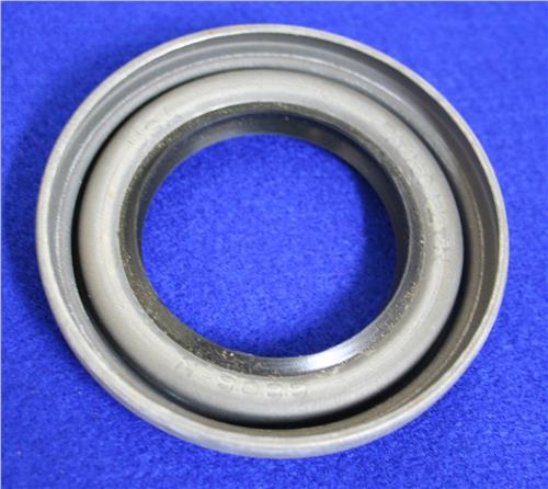 OS LINCOLN 64-65 PINION SEAL NAT 6808-N  22438