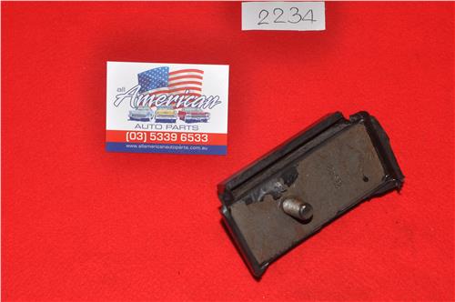 MM DODGE 62-68 RHS MOTOR MOUNT  25384