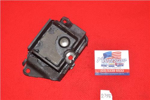 MM FORD 71-79 RHS MOTOR MOUNT  25458