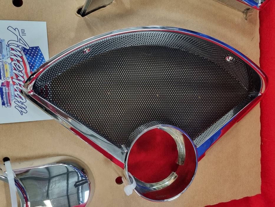 CHEV 55, 56 DASH CLUSTER BEZEL SET (AUTO) 31852