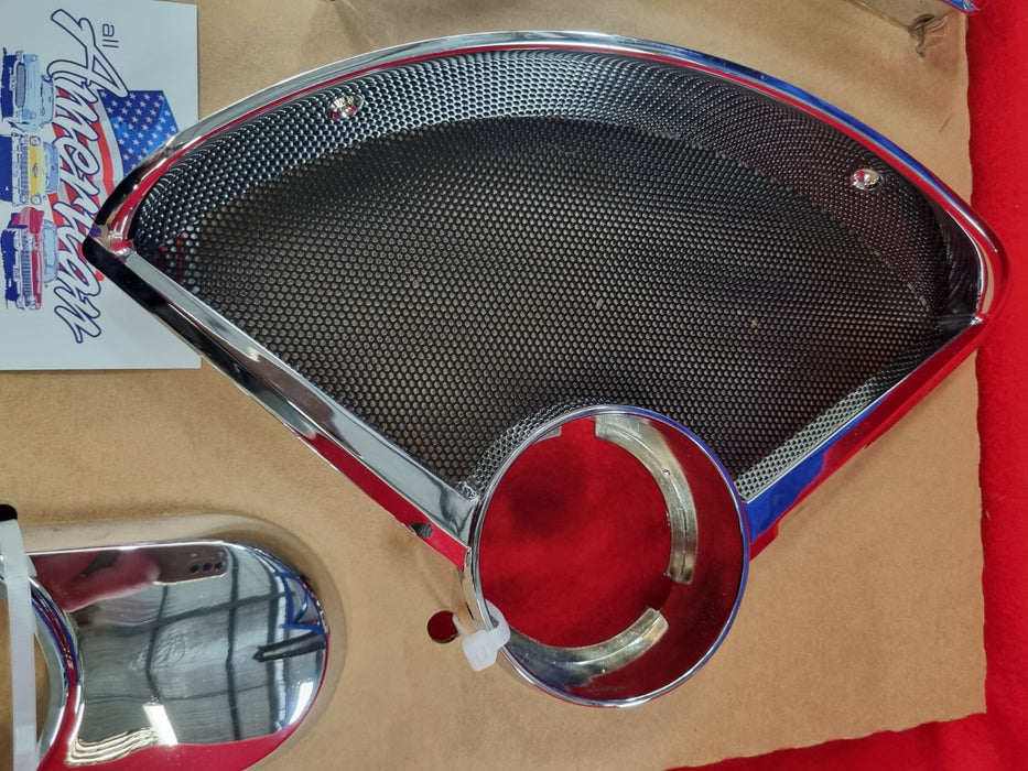 CHEV 55, 56 DASH CLUSTER BEZEL SET (AUTO) 31852